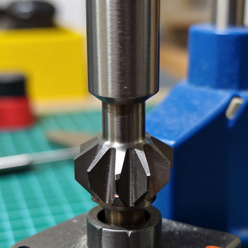 Como Usar a Contra Faca para Melhorar a Qualidade e Eficiência nos Projetos de Corte