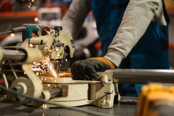 Preços de Facas de Corte e Vinco: Tudo o Que Você Precisa Saber para Fazer a Escolha Certa
